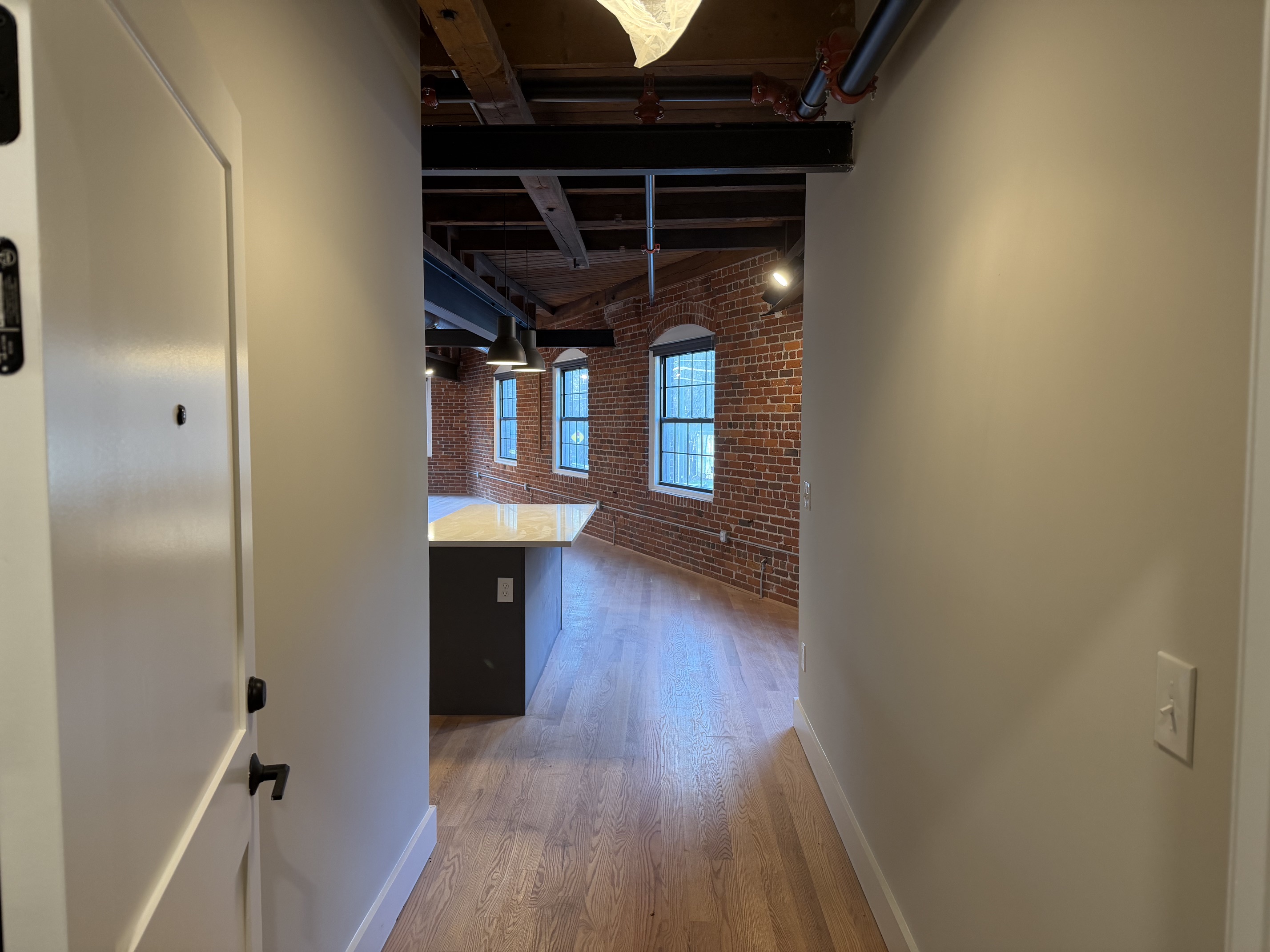 1665 Main St Unit C208